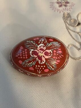 Vintage Hand-Painted Wooden Egg - Floral Folk Art Decor